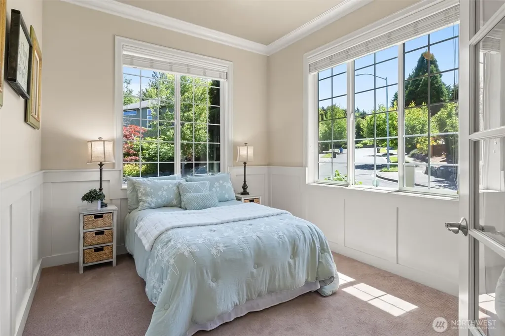 1922 10th Street Pl SW Puyallup WA 98371