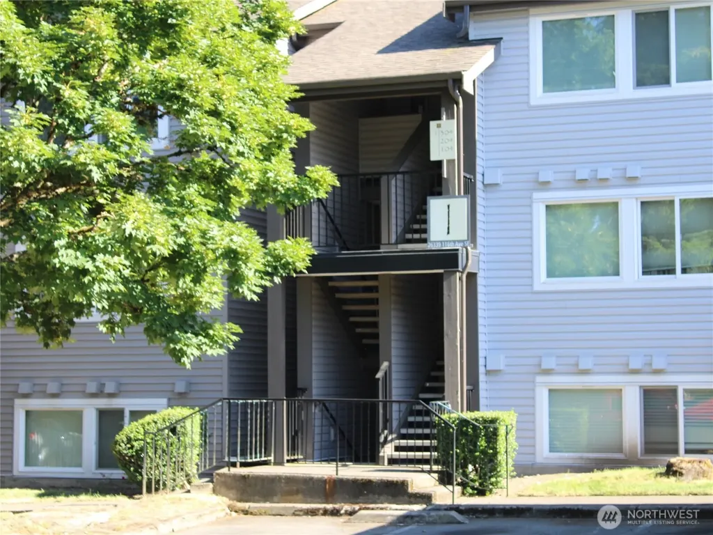 26339 116th Avenue SE Kent WA 98030