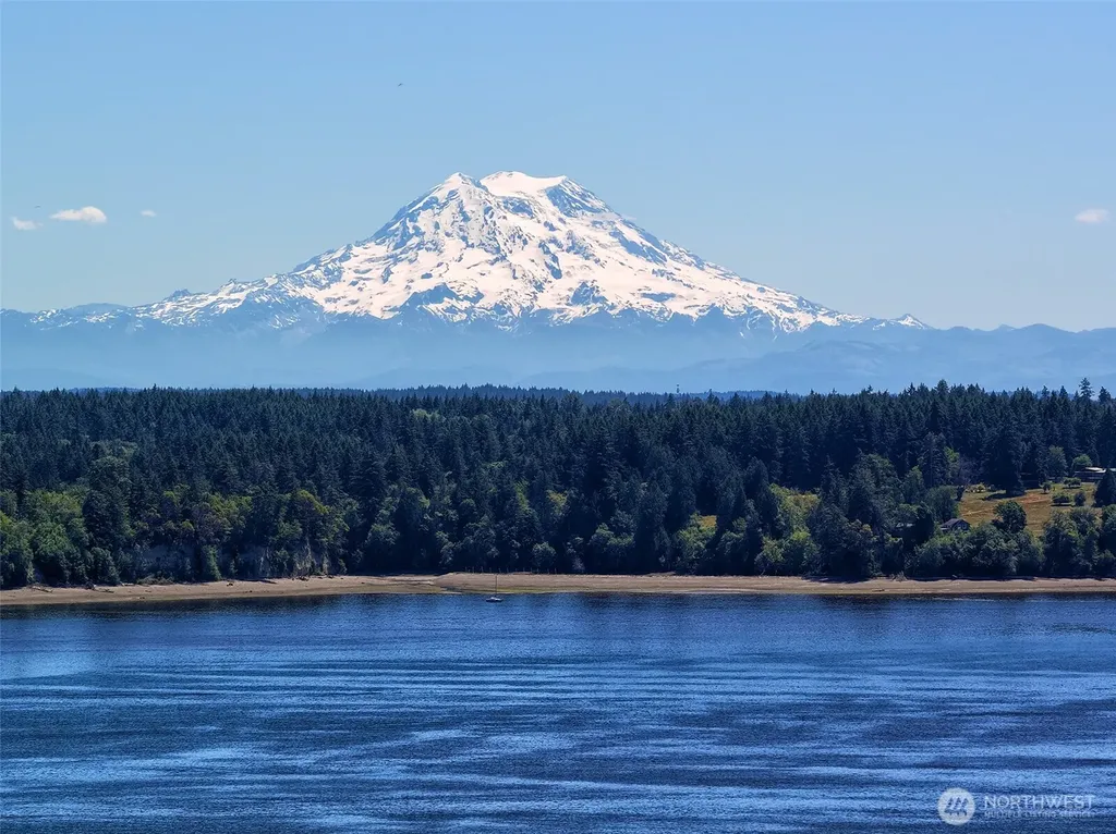 2101 Beverly Beach Drive NW Olympia WA 98502