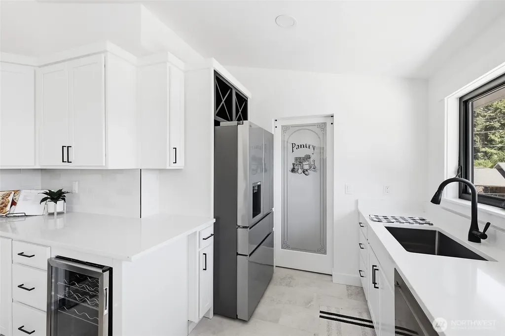 2101 Beverly Beach Drive NW Olympia WA 98502