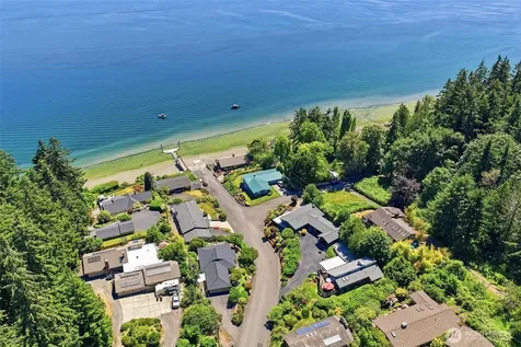 2101 Beverly Beach Drive NW Olympia WA 98502