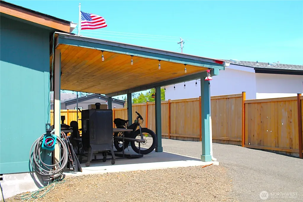 601 Veterans Avenue Westport WA 98595