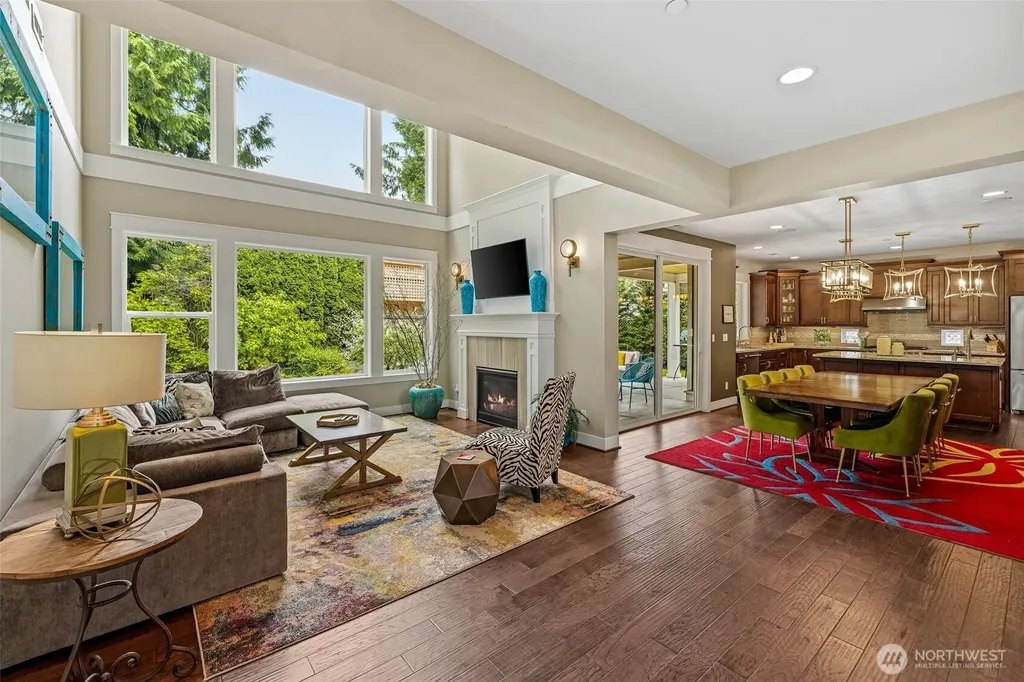 627 SW 185th Street Normandy Park WA 98166