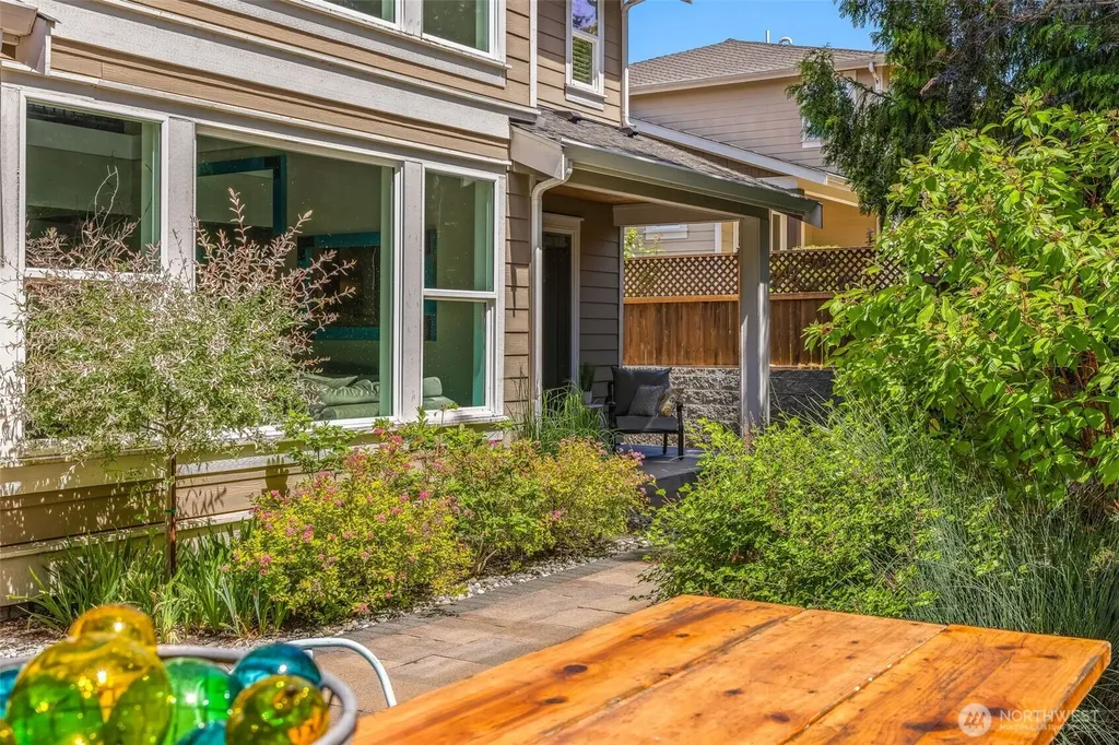 627 SW 185th Street Normandy Park WA 98166