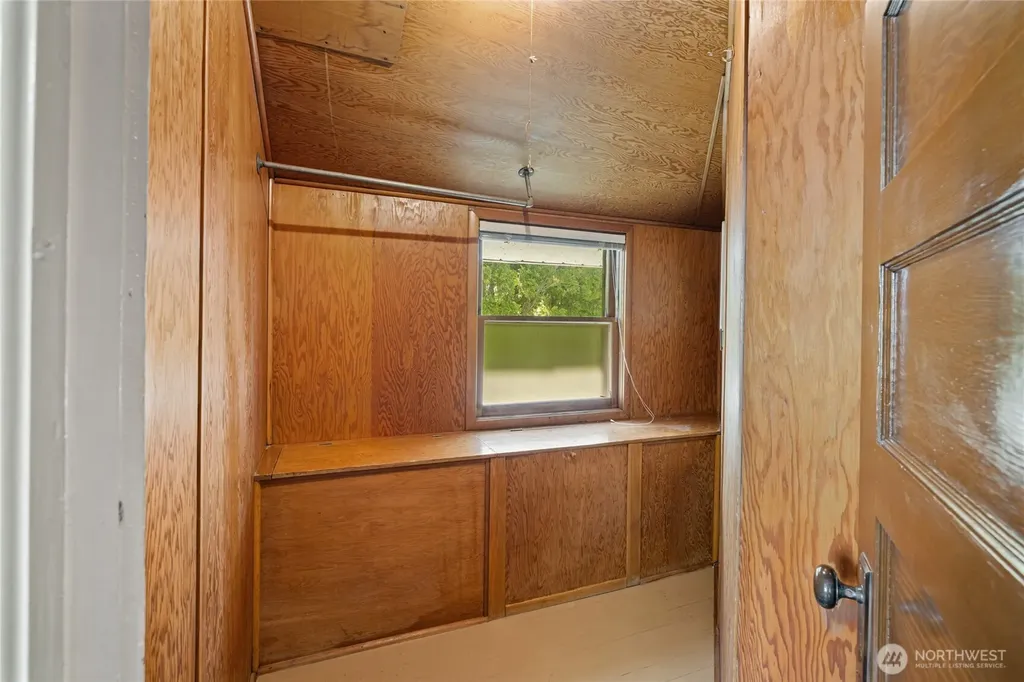 107 W Montana Avenue Roslyn WA 98941