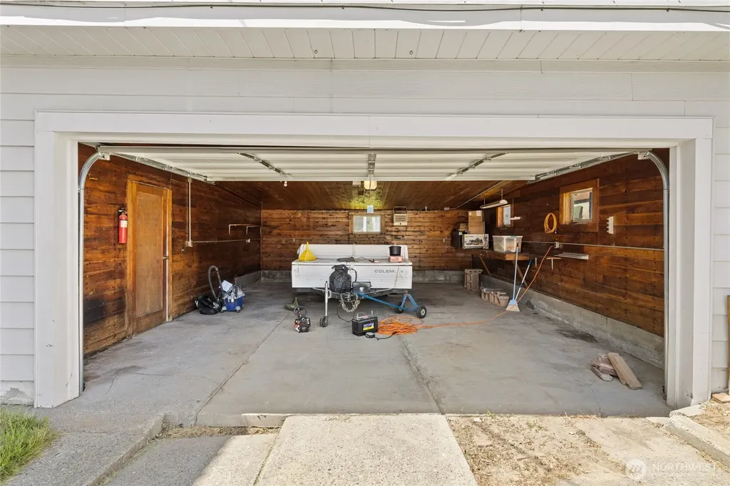 107 W Montana Avenue Roslyn WA 98941