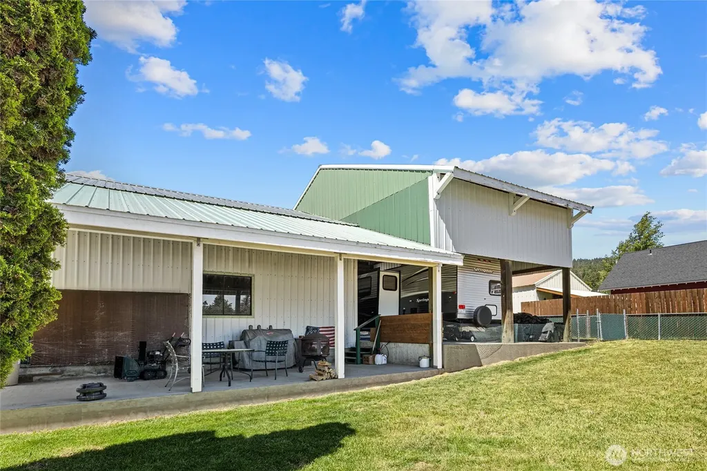 107 W Montana Avenue Roslyn WA 98941