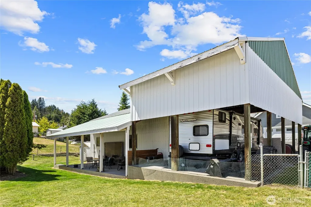 107 W Montana Avenue Roslyn WA 98941
