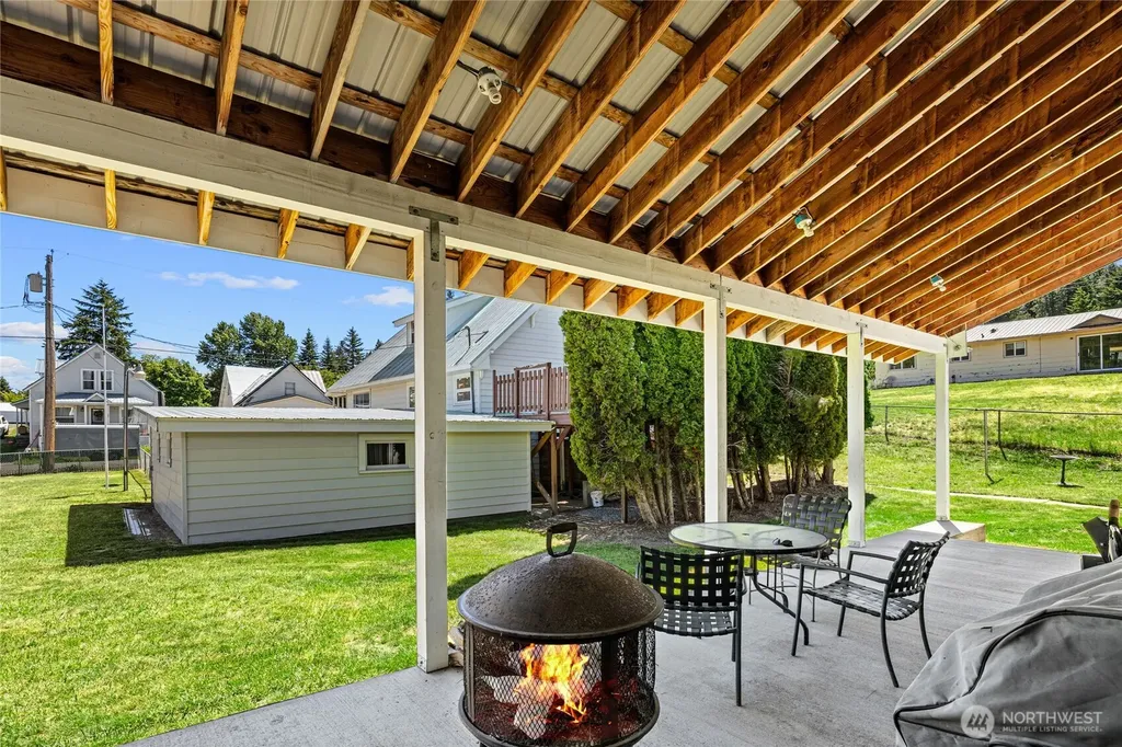 107 W Montana Avenue Roslyn WA 98941