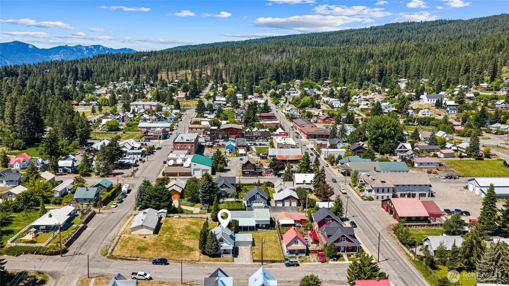 107 W Montana Avenue Roslyn WA 98941
