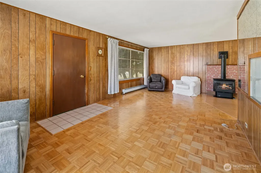 107 W Montana Avenue Roslyn WA 98941