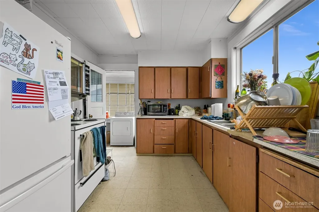 631 N Forest Street Bellingham WA 98225