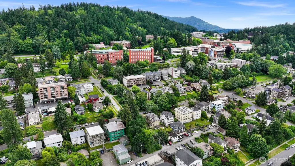631 N Forest Street Bellingham WA 98225