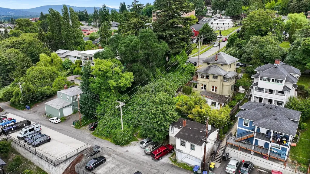 631 N Forest Street Bellingham WA 98225