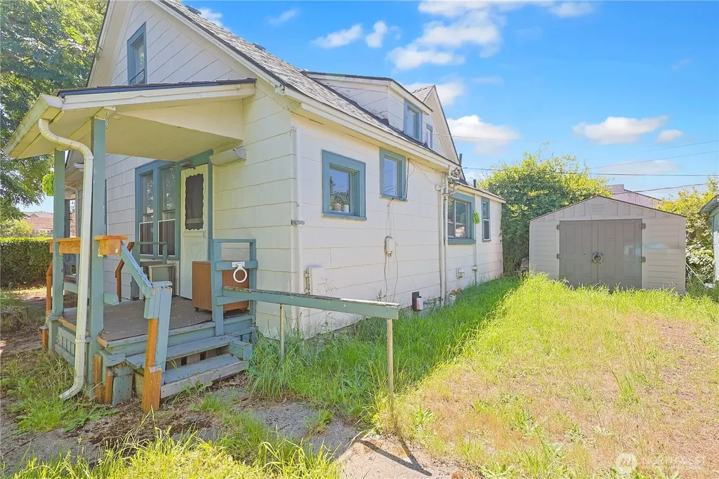 809 E Morton Street Tacoma WA 98404