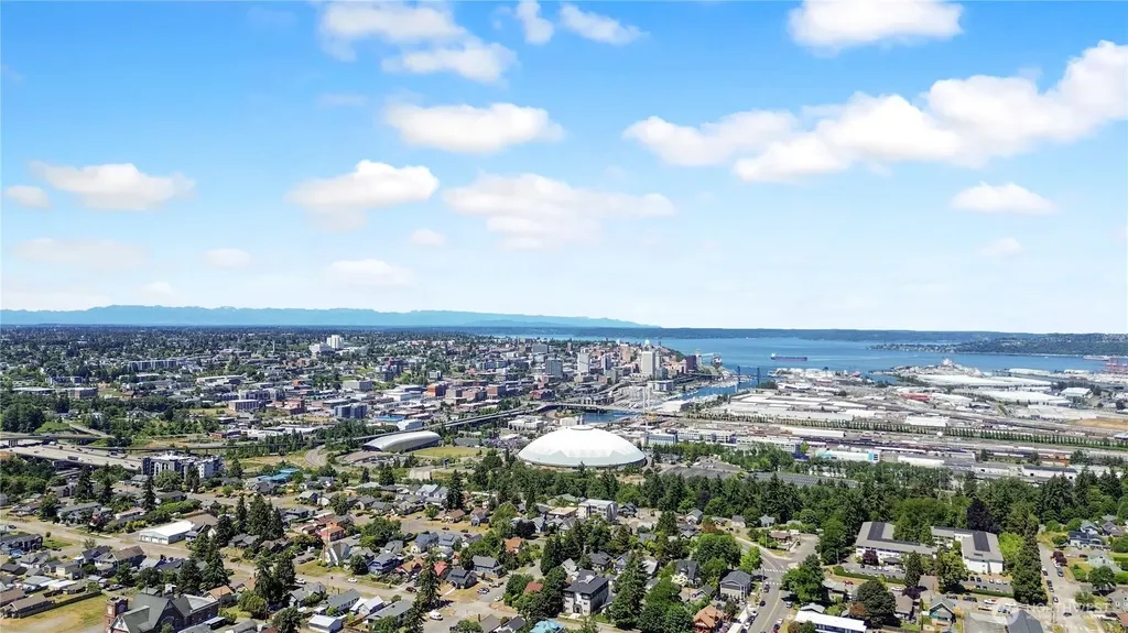 809 E Morton Street Tacoma WA 98404
