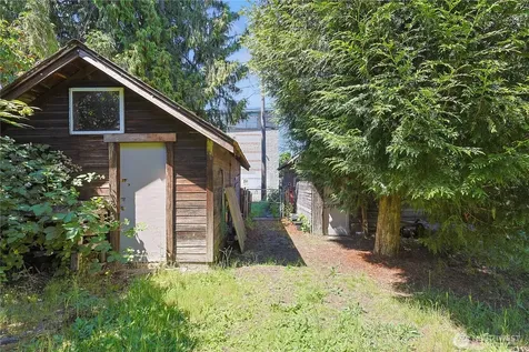 809 E Morton Street Tacoma WA 98404
