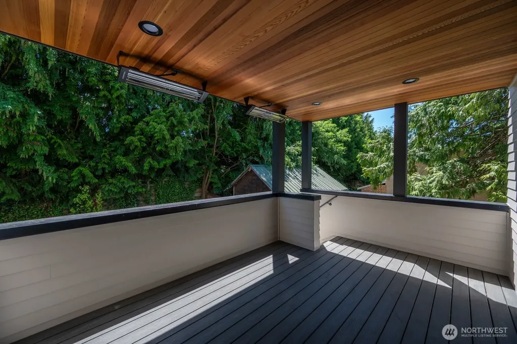 5620 6th Ave NW Seattle WA 98107