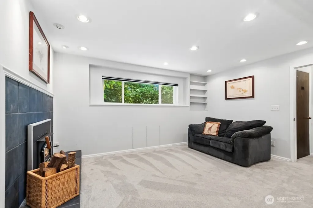 26910 SE 154th Place Issaquah WA 98027
