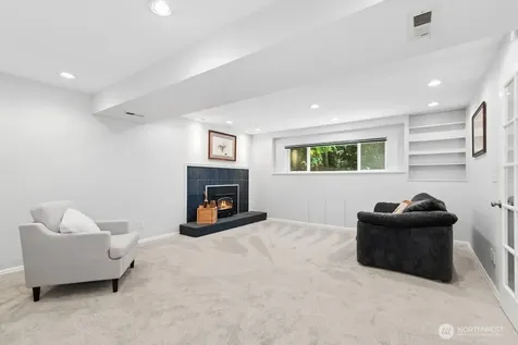 26910 SE 154th Place Issaquah WA 98027