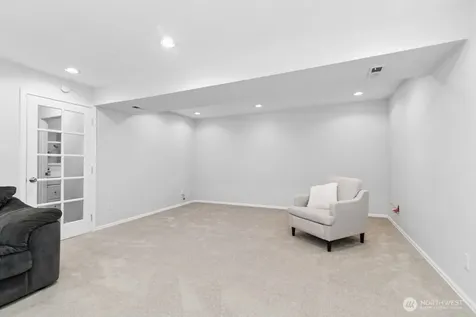 26910 SE 154th Place Issaquah WA 98027