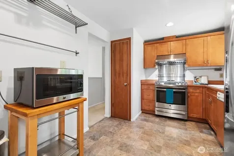 26910 SE 154th Place Issaquah WA 98027