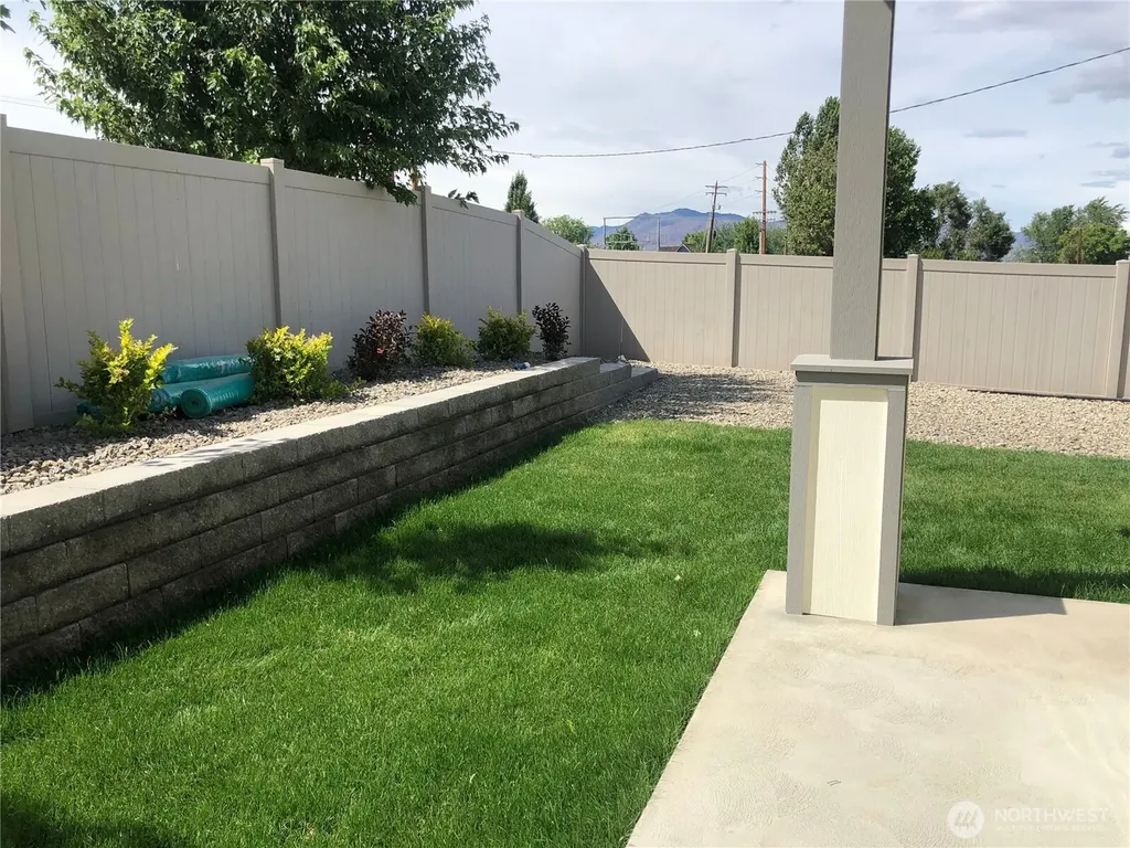 1716 Danny Boy Lane Wenatchee WA 98801