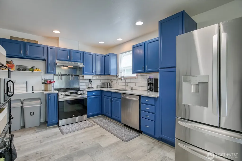 1205 S Evans Aberdeen WA 98520