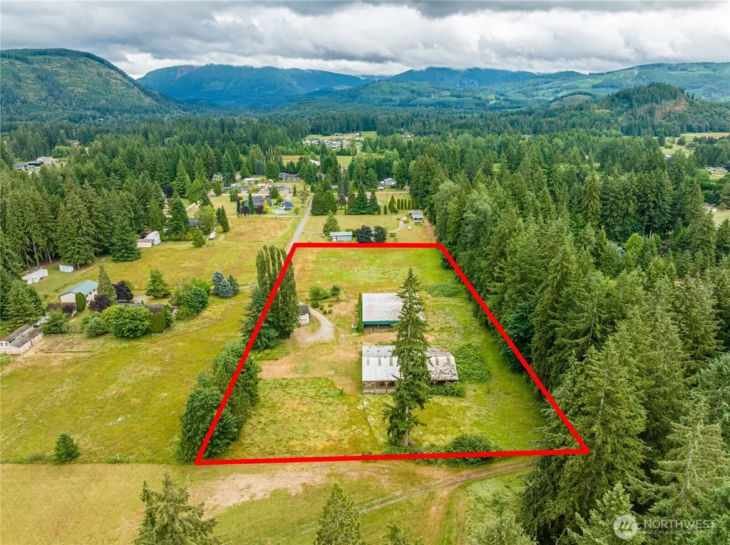 12404 233rd Street NE Arlington WA 98223