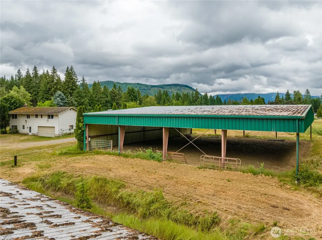 12404 233rd Street NE Arlington WA 98223