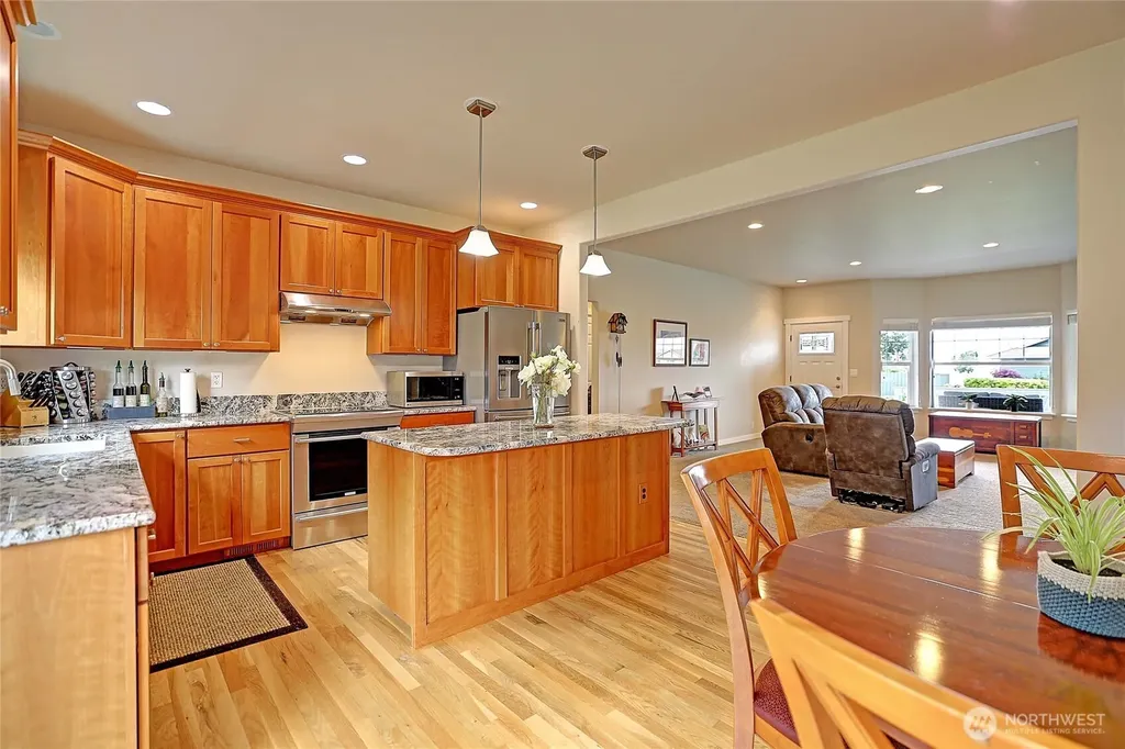 1612 Country Club Drive Camano Island WA 98282