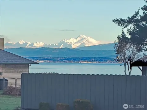 1612 Country Club Drive Camano Island WA 98282