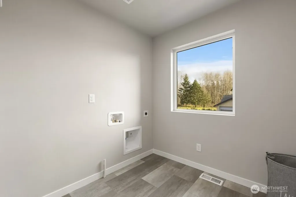 13917 17th Avenue E Tacoma WA 98445