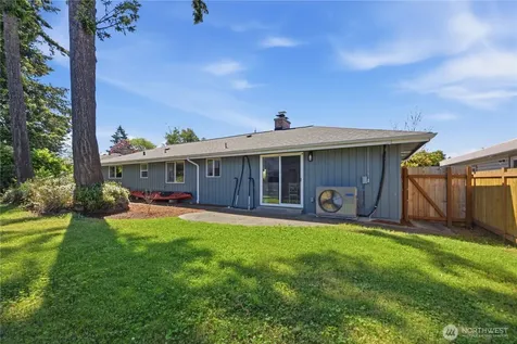 3404 NE 11th Place Renton WA 98056