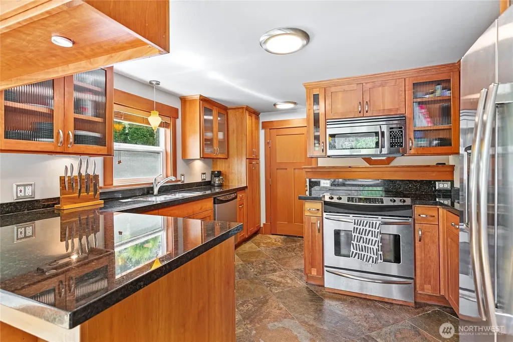 482 W Lake Samish Drive Bellingham WA 98229