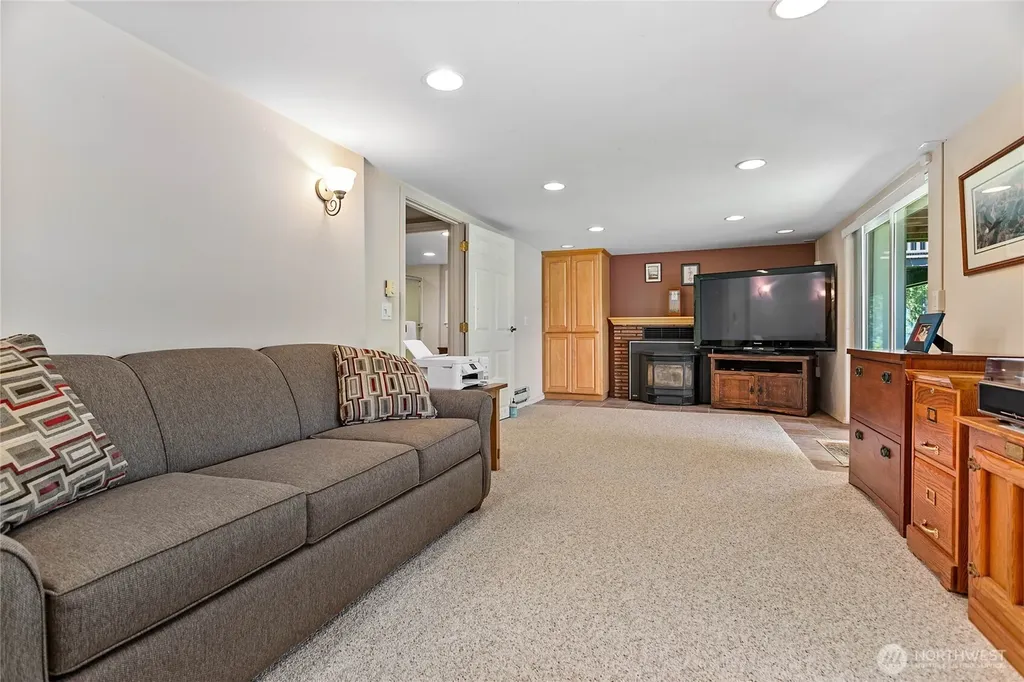 482 W Lake Samish Drive Bellingham WA 98229