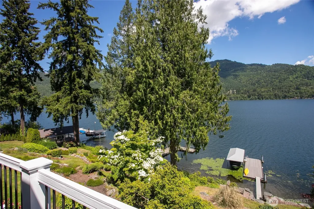 482 W Lake Samish Drive Bellingham WA 98229