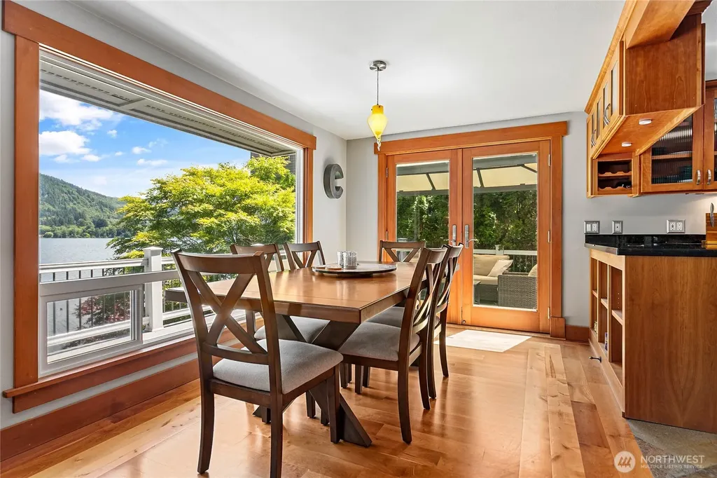 482 W Lake Samish Drive Bellingham WA 98229