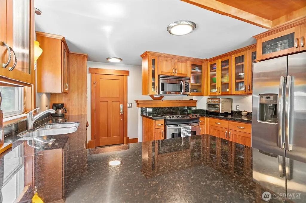 482 W Lake Samish Drive Bellingham WA 98229