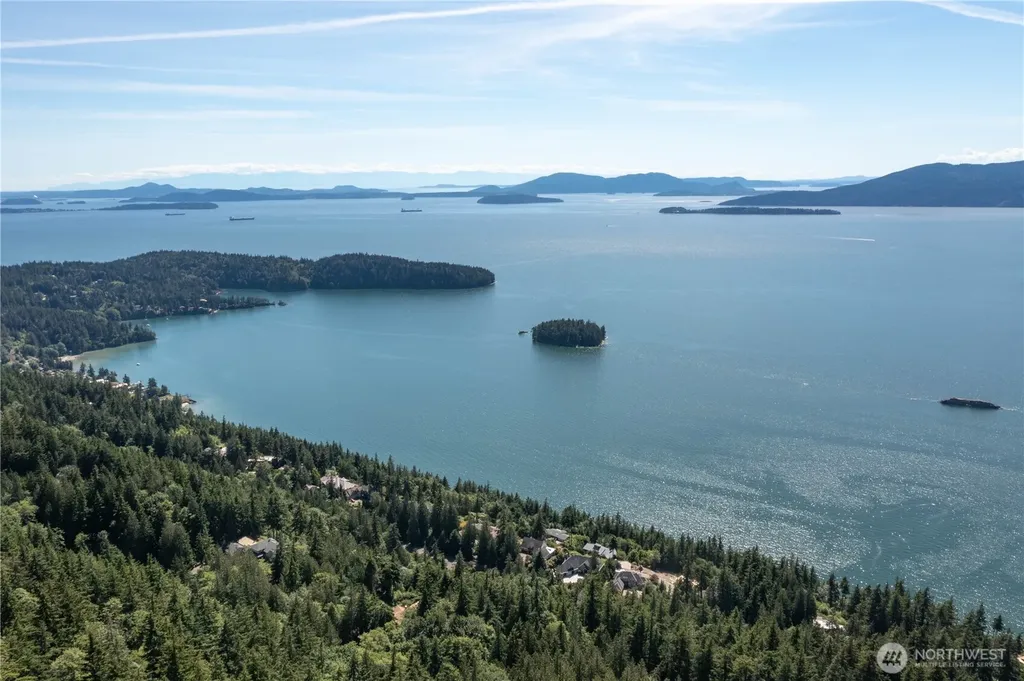 1543 Chuckanut Crest Drive Bellingham WA 98229