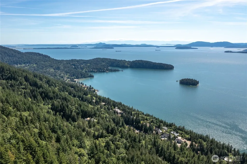 1543 Chuckanut Crest Drive Bellingham WA 98229