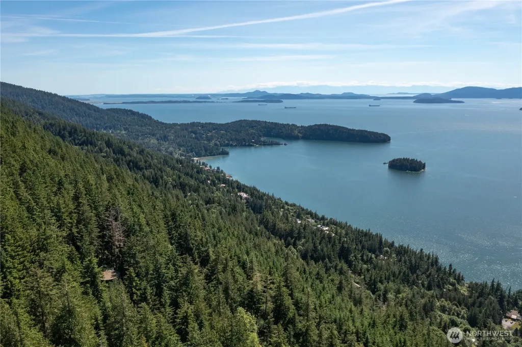 1543 Chuckanut Crest Drive Bellingham WA 98229