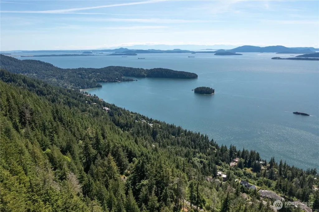 1543 Chuckanut Crest Drive Bellingham WA 98229