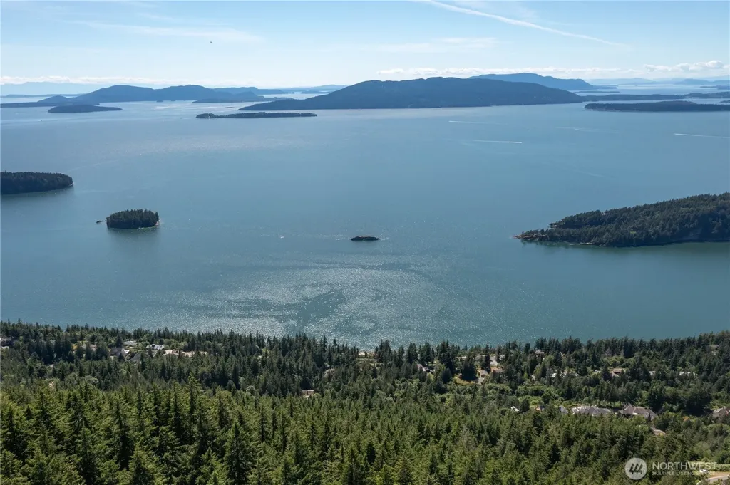 1543 Chuckanut Crest Drive Bellingham WA 98229