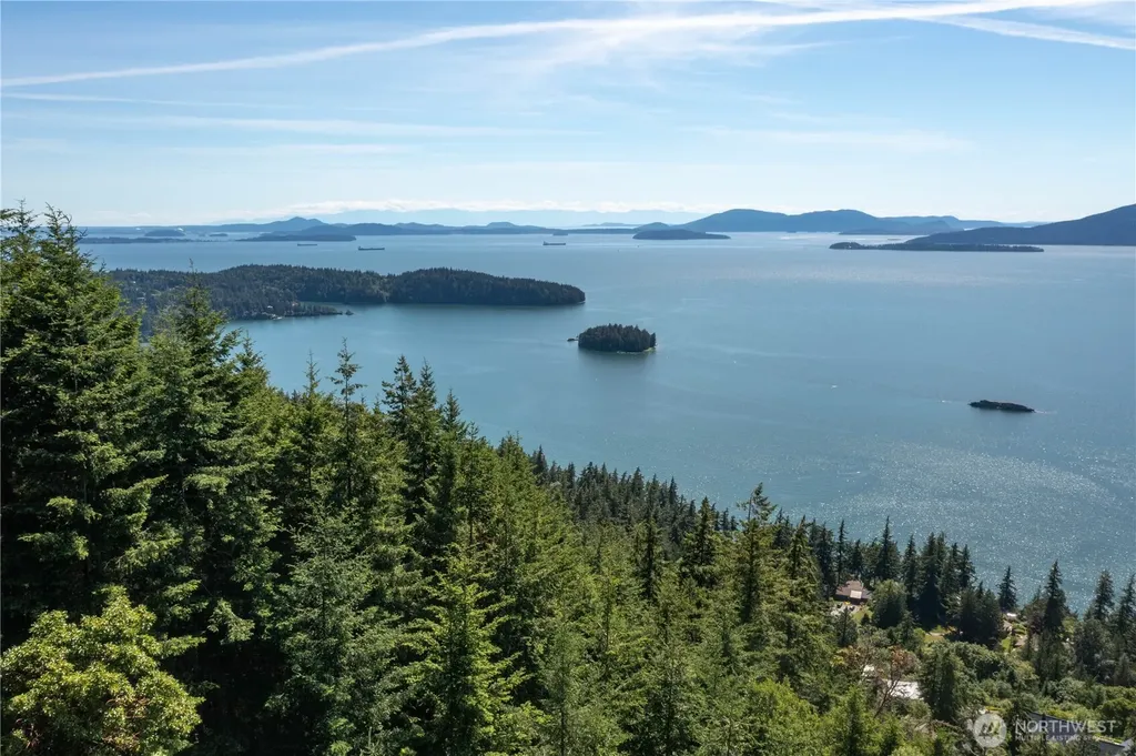 1543 Chuckanut Crest Drive Bellingham WA 98229