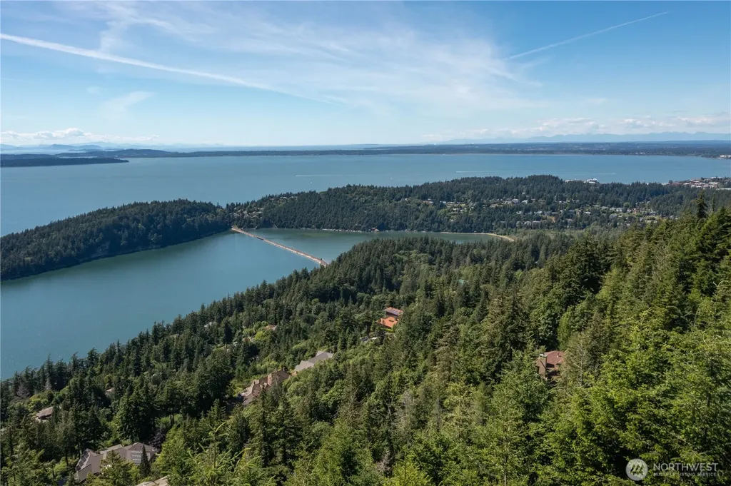 1543 Chuckanut Crest Drive Bellingham WA 98229