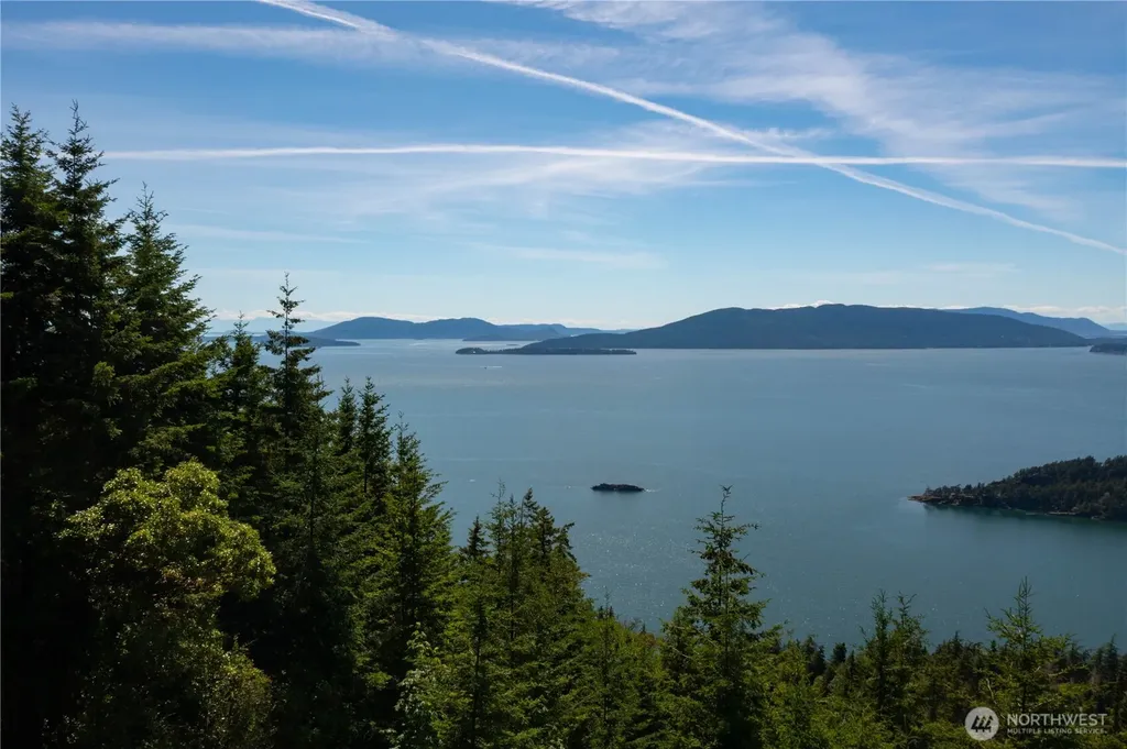 1543 Chuckanut Crest Drive Bellingham WA 98229