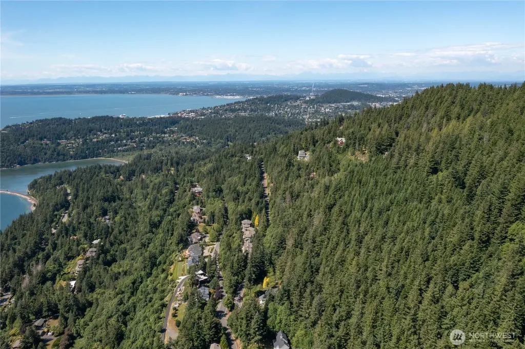 1543 Chuckanut Crest Drive Bellingham WA 98229