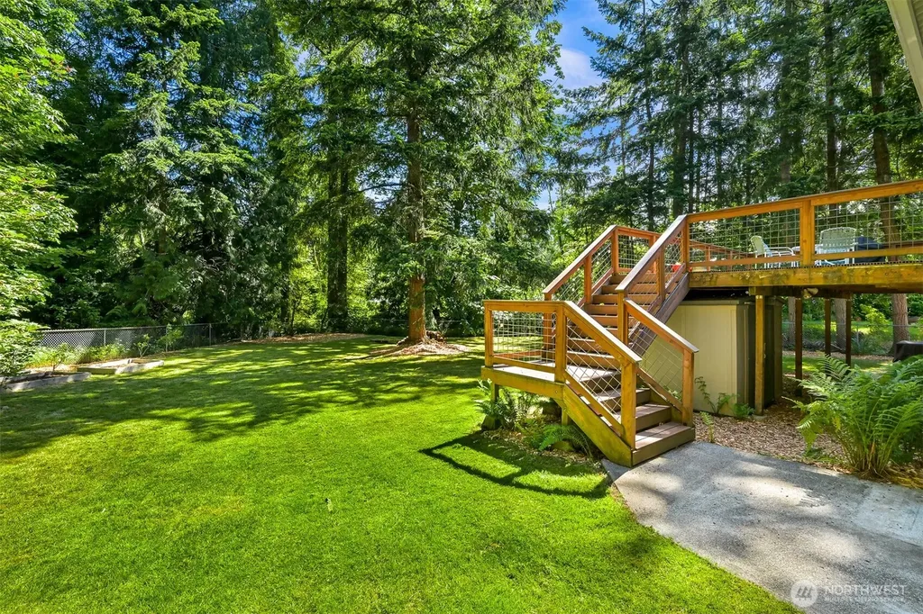 862 E Douglas Bellingham WA 98226