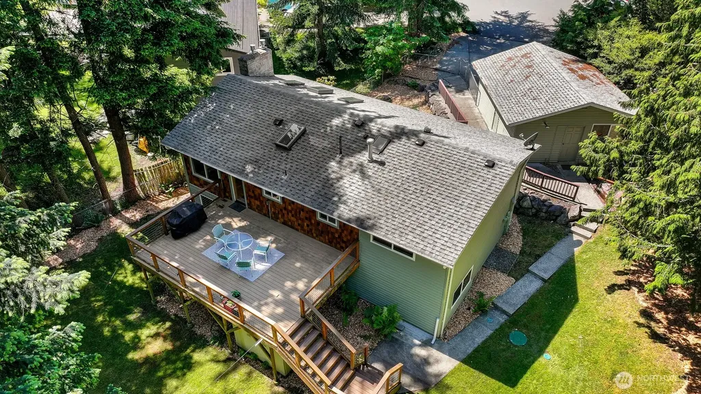 862 E Douglas Bellingham WA 98226